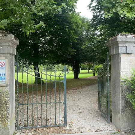 La Petite Bulle Διαμέρισμα Courtisols